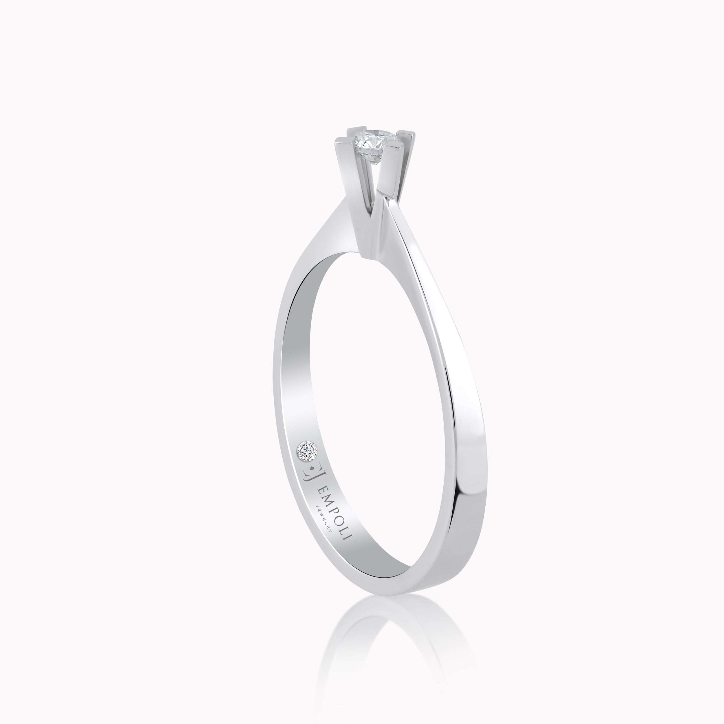 14K White Gold Diamond Ring — 0.11 ct