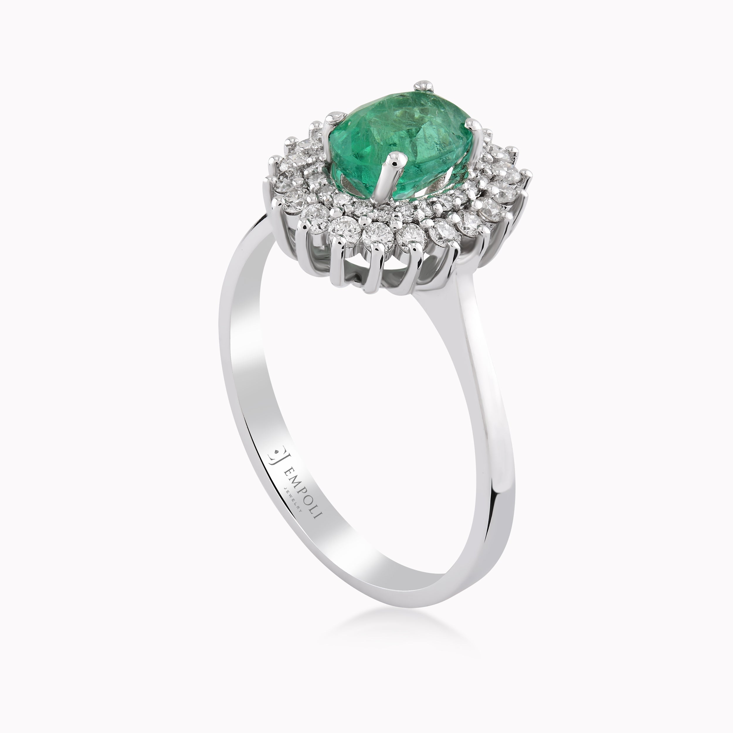 18K White Gold Emerald & Diamond Ring — 0.68 ct Diamonds